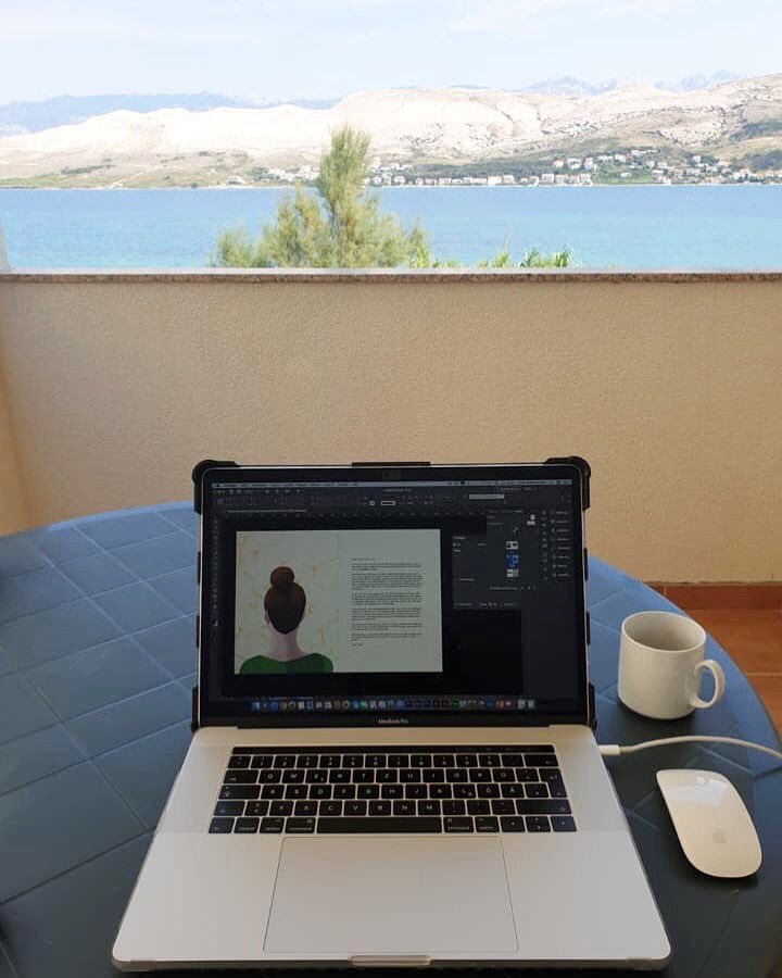 tanjaveutner's tweet photo. Schreibe gerade an meinem nächsten Buch weiter. Schön an so einem Ort zu arbeiten.
#taveu #tanjaveutner #book #buch #mittag #august #summer #sun #home #urlaub #holiday #view #more #meer #mylife #iloveit #visitcroatia #kroatien #good #instagood #pic #myself #otokpag #pag #work https://t.co/RueiTxNJvR