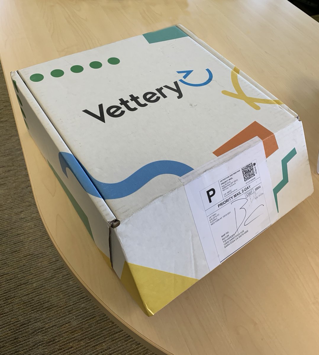 rstor_io's tweet photo. Thank you #Vettery for the pingpong set. What a creative idea! Our interns are having a lot of fun time with it.
#rstor #abovethecloud #pingpong #funatwork #funswag https://t.co/Dwl2SI4IDc