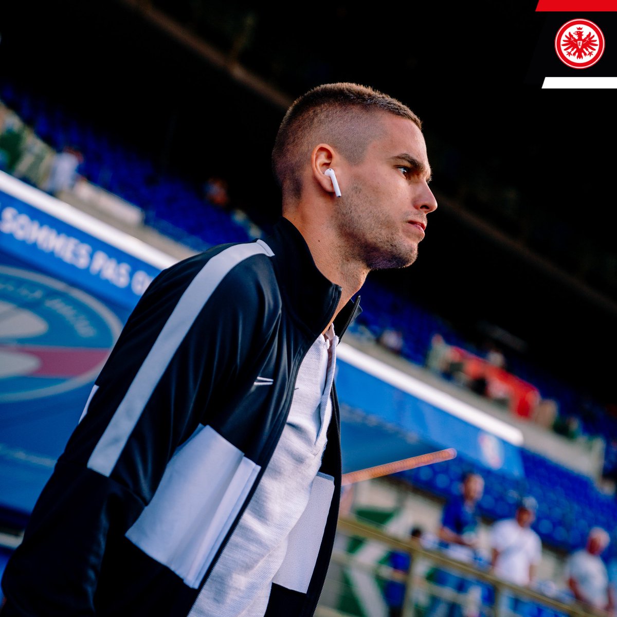 Eintracht's tweet image. 🏟️👋

#SGEuropa #rcsaSGE