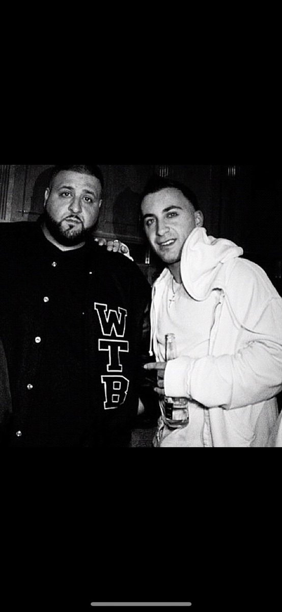 DJArtBeatz's tweet image. I moved to the US as a teenager for better education and with the unknown of where my life would take me. Thankfully, I got the chance to follow my dreams and got the opportunity to meet great people along the way. #TbT 🙏🏽🎵🙏🏽 #DJKhaled