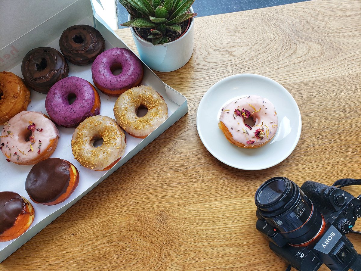 Todays portrait shoot🍩🍩😋 bringing out my "fangirl" side at <a href="/hellodonutsPHL/">Hello Donuts + Coffee</a> 👌🏼😍📷