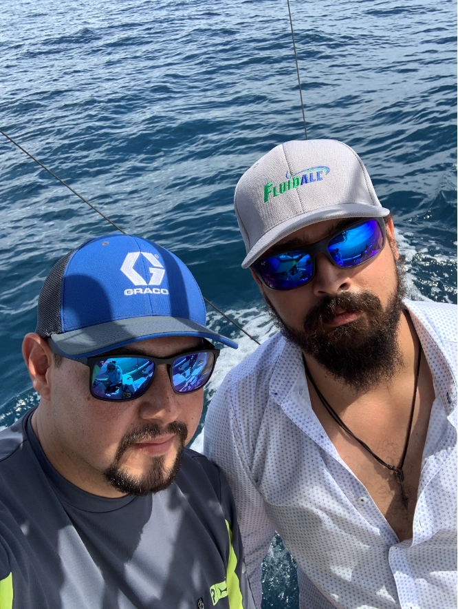 Fluidall_LLC's tweet photo. #Fluidall &amp; @gracolube  - A Team To Be Reckoned With! Representing All The Way From Puerto Vallarta, Mexico! 

#WeMakeItEasier #Graco #Teamwork #Oil #DEF #StorageTanks #Pumps #Sales #Equipment https://t.co/L6woWfnXOc