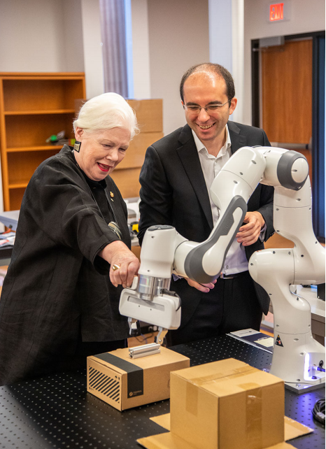 UTM's tweet photo. Lieutenant Governor @LGLizDowdeswell visits UTM’s growing robotics research cluster. The recently launched @UofTRobotics Institute aims to strengthen robotics research across the university. 🤖 

To learn more: https://t.co/dxJfHt0iEY
#Innovation #UtmRoboticsCluster https://t.co/TEXvuykIFl
