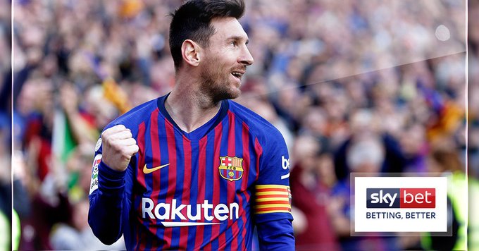 If you started your footballer career right now, and scored 40 goals a year for 15 years... ⚽️🔥

You'd still be 71 goals behind Lionel Messi. 🤯

Not to forget that he also has 286 assists. 🤩🐐