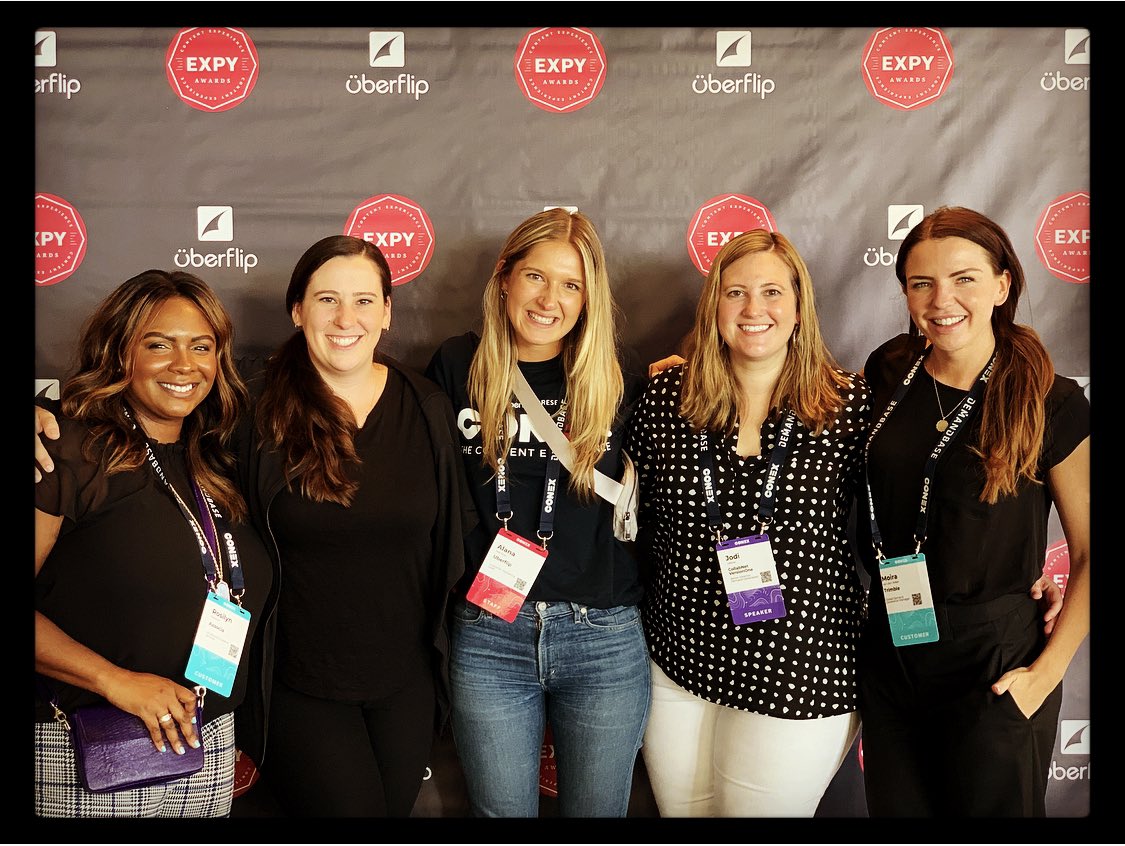 fishuw's tweet photo. @Uberflip customer 💕 love with  Alana Merdzan at #conex https://t.co/pgdbn5lRxB