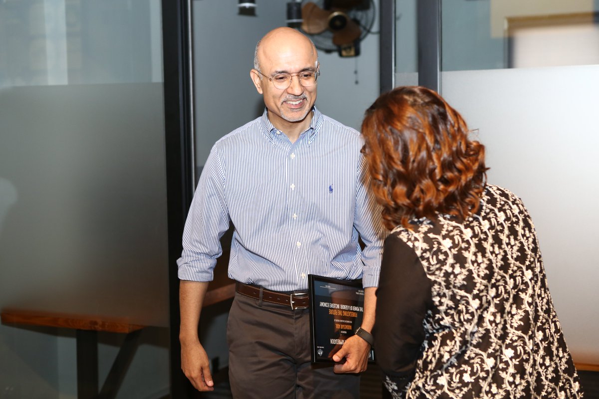 APWMofficial's tweet photo. Forecasting the Future - The power of gender inclusive economy ended with a networking session over tea. The audience had the chance to meet all the speakers, talk to them and ask question.
#APWM #Networking https://t.co/kHTxijJ9Gc