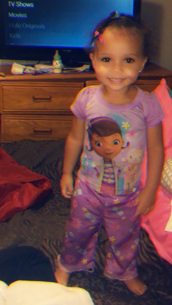 AdrianNapper's tweet image. My babies 😍🤞🏼 Mommy Got Y’all 4Eva 😍😘🌸🧡💛 #NyNy #LayLay