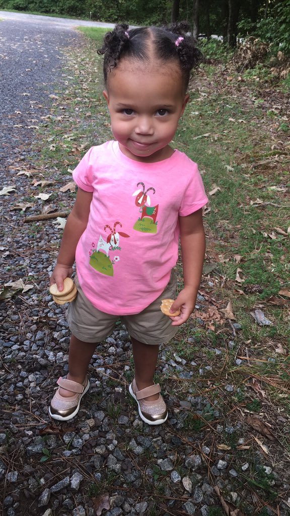 AdrianNapper's tweet image. My babies 😍🤞🏼 Mommy Got Y’all 4Eva 😍😘🌸🧡💛 #NyNy #LayLay