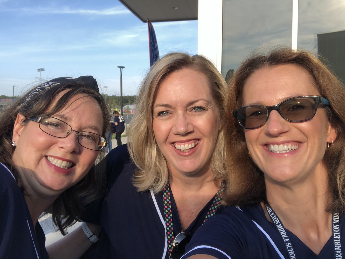 MGT_each's tweet photo. Let the new year begin! @BAM_MS_Official #BAMyr3 #BAMinnovates #BAMserves https://t.co/wWnsFUo1tR