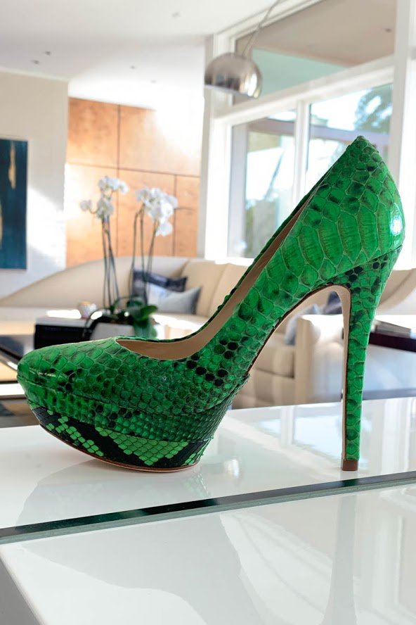 StyleTherapyTX's tweet photo. NEON FOOTWEAR: NOT JUST FOR SUMMER ANY MORE!
https://t.co/fHJd5BgTQO
Perhaps one of the only drawbacks to having a consignment business is that rarely do I ever have more than one of any given item. Last week's Instagram post about these gorgeous Alexandr…
#TryTheTrend #shopping https://t.co/wxGWfcOKEd