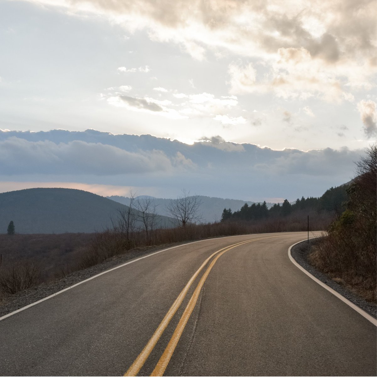 eapa_org's tweet image. Did you know research in Europe shows that quiet asphalt reduces highway noise by 3 to 5 db(a) and more? Interested in learning more on asphalt? On asphaltadvantages.com you will learn all about asphalt and it&apos;s advantages. 
#asphaltadvantages #pavementtechnology