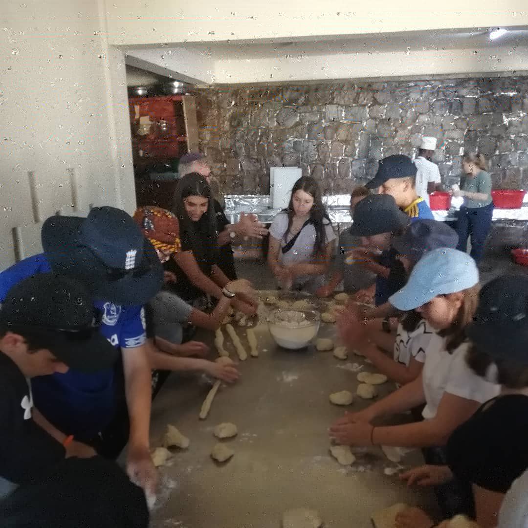 TheTribeUK's tweet photo. Challah baking in #rwanda #rwandaful #tribesummer19 https://t.co/PS4PXytAdX