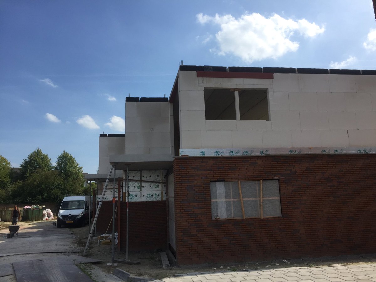 harmbij's tweet photo. Aansluiting 2 e fase Nieuwbouw 18 Appartementen Drogeham  nog 2 Appartementen te koop ... Makelaar van der Schaaf Schievink te Kollum   Projectontwikkeling GrienBouw vof https://t.co/bgbbCAn6E7