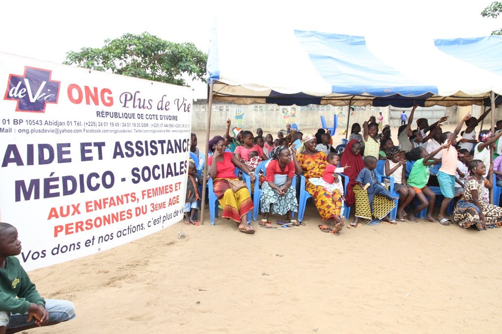 Ongplusdevie's tweet image. Quand l’altruisme et le soucis de l’autre habitent aussi bellement une personne c’est que cette personne est un être de sagesse emplie d’humanité.