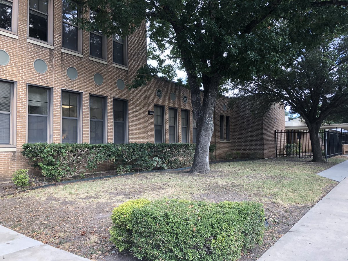 dotthecoach's tweet photo. Huge shout out to our Grounds Crew and Custodial Team for ensuring our students have clean, beautiful campuses to call home for the next nine months! #TeamSeguin https://t.co/ACDYjrsvaM
