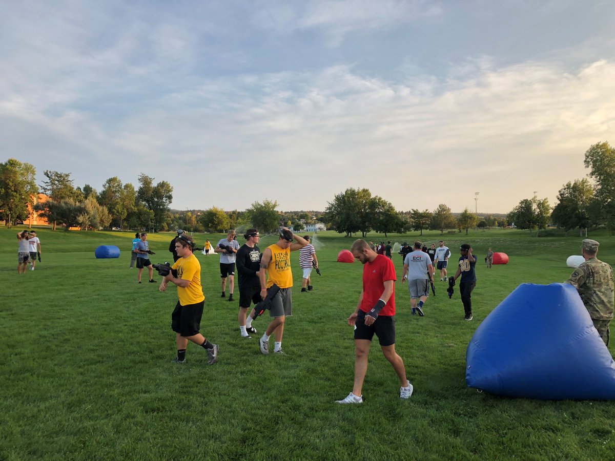BHSUFB's tweet photo. Our guys had a blast last night playing yard games and laser tag courtesy of @SD_Guard! #TheResponse https://t.co/gulOqP9Rr1