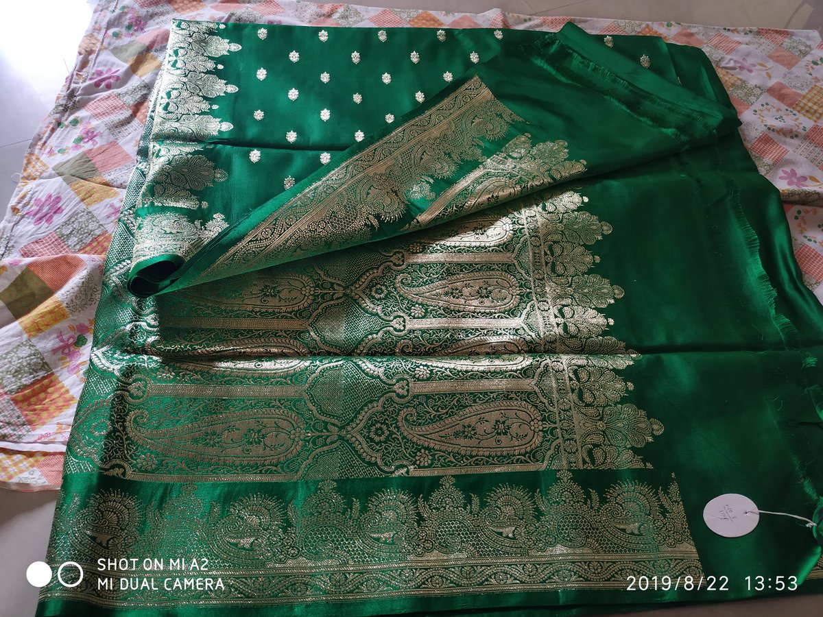 Yes or No .... #NewSaree #BanarasiSaree #GreenIsLove