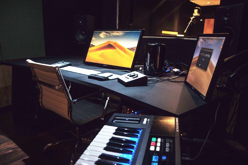 TheLocalAnswer's tweet image. The Gloucester-based record company looking to help young artists get their chance in music 

thelocalanswer.co.uk/news/entertain…