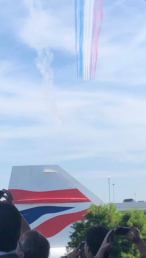 AJPhillipson's tweet photo. In the skies over #NYC...@rafredarrows fly past @IntrepidMuseum...#goosebumps #RedArrowsTour #hudsonflight (photo credit @Julesp71!) https://t.co/y97NZkyt5P