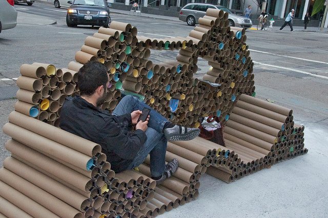 AutodelenGent's tweet photo. Op 1 september start onze actie #veroverderuimte. Inspiratie om een parkeerplaats om te toveren kan je halen bij de internationale @parkingday. Neem je buren, familie, vrienden, collega's onder de arm en verover de ruimte op straat! #goedopweg en check https://t.co/KTI9iAslzk https://t.co/B2K7jeYDYb