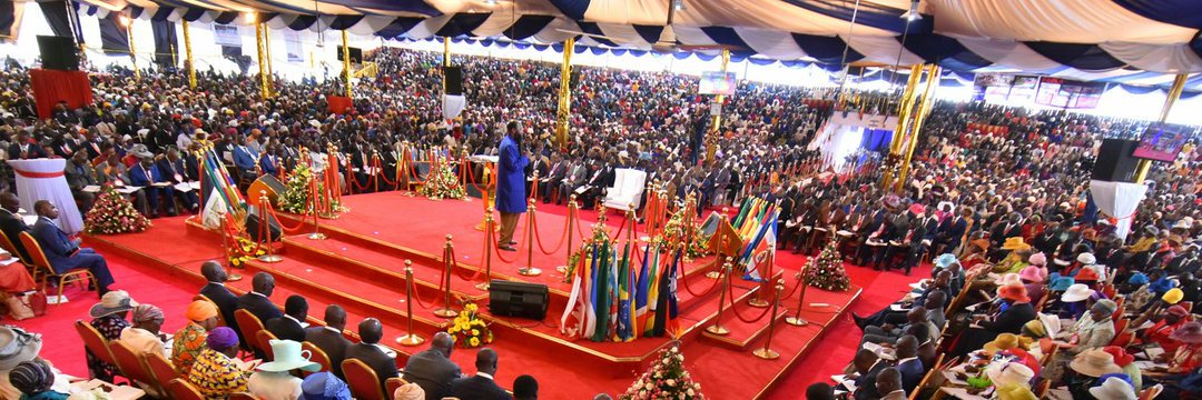 Christi34483587's tweet photo. The only ticket to heaven is HOLINESS &amp; RIGHTEOUSNESS let nobody decieve uThe lord has helped us with great deal  by sending two tremendous prophets  be4 we never no that preparation was key to enterWe're blinded by prosperity gospel bt today we havr hope #TheDayIsUnknown https://t.co/AmI7719Xvg