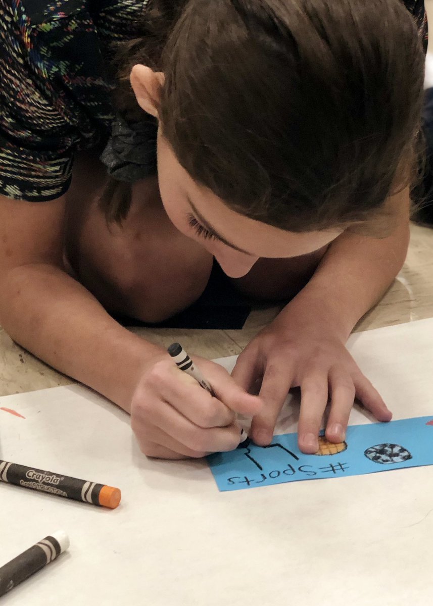 HenRyCreated's tweet photo. Hard at work on our collaborative project at Trimmer Elementary! 💙🐾💙 @MrsLoucksWY_ART #wyproud #wyasd #esedwyasd https://t.co/YC2CnPwCDc