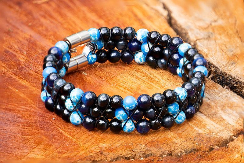 AAONYX_Dimitri's tweet photo. 'Threefold Radiance' is a custom piece for a special customer.  This piece has a lot of inspiration behind it!  It's an homage to the healing energy of God that we all experience.  It covers us like blue waves of energy when we need it the most.
https://t.co/5UiUuHZLkJ https://t.co/a3WebL2xXm
