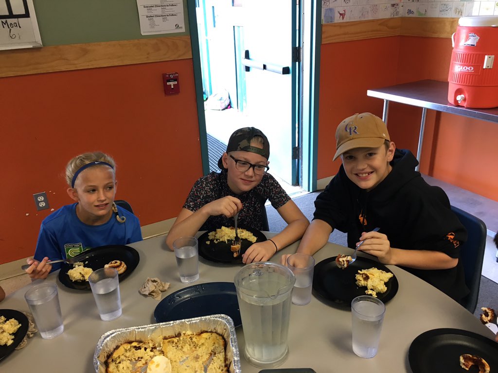 MrMooreWME's tweet photo. Breakfast on day two!  It’s going to be an awesome day!  @WildcatPrideK5 https://t.co/lewtEOhniv