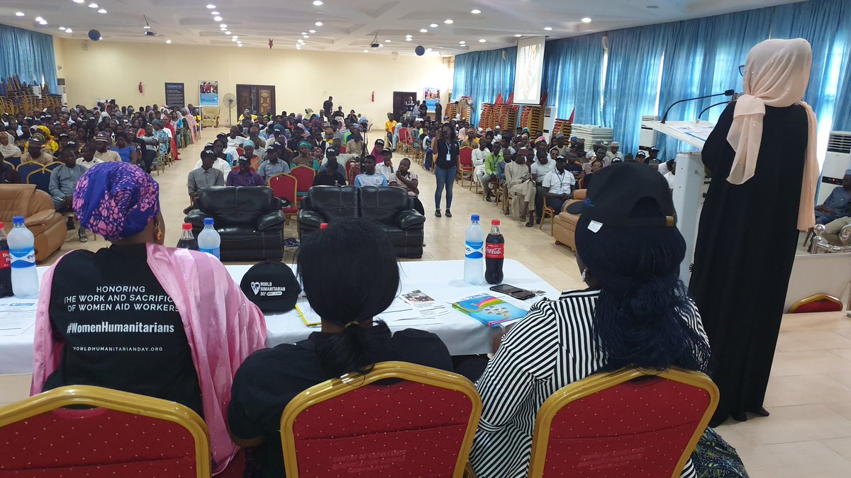 EveSabbagh's tweet photo. Amazing to see so many students - women &amp; men - mobilised in solidarity of #WomenHumanitarians and #women in conflict

#Maiduguri university #Borno #Nigeria https://t.co/NiLPqPfgby