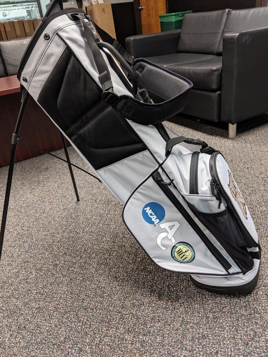 Adrian College Golf tweet media