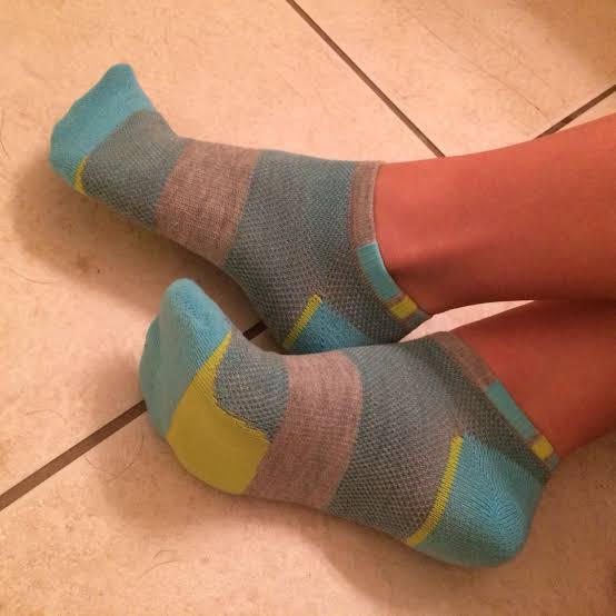 Evet itler coraplarimi satiyorum almak isteyen ?