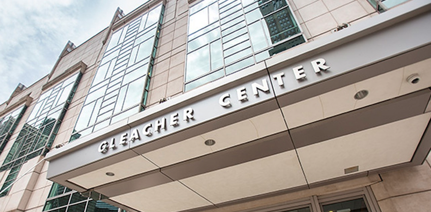 Oral surgeons, dentists and health care professionals! Attend the University of Chicago Medicine’s fifth annual the Changing Face of Oral Cancer CME, held on Friday, October 18, at the Gleacher Center; Chicago. cme.uchicago.edu/ChangingOralCa…