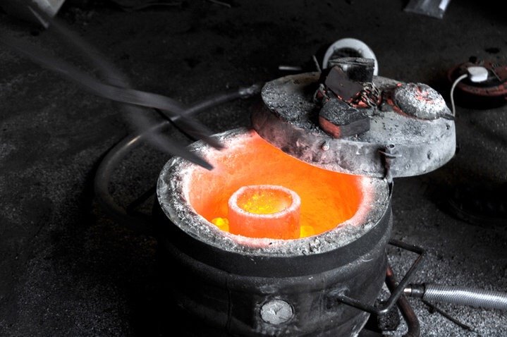 Aside from the brilliant traditional skills on show (inc. metal casting, stone carving, wood working), we can also talk to you about traditional building repairs and maintenance and CARS repair grants.

East Lothian Traditional Skills Festival, 7-8 Sept, Cockenzie House, 11-4pm