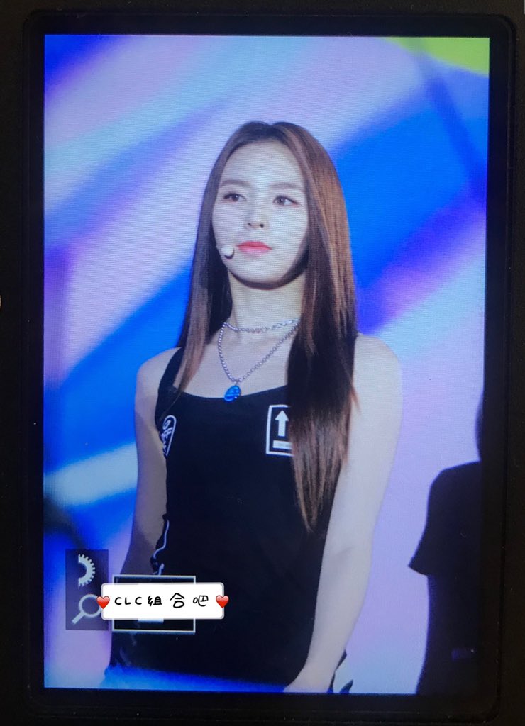 CLCGroupBar's tweet photo. [Preview]190822 SOBA颁奖典礼
Music Star @CUBECLC 
#씨엘씨 #CLC https://t.co/sFbUjOlw1h