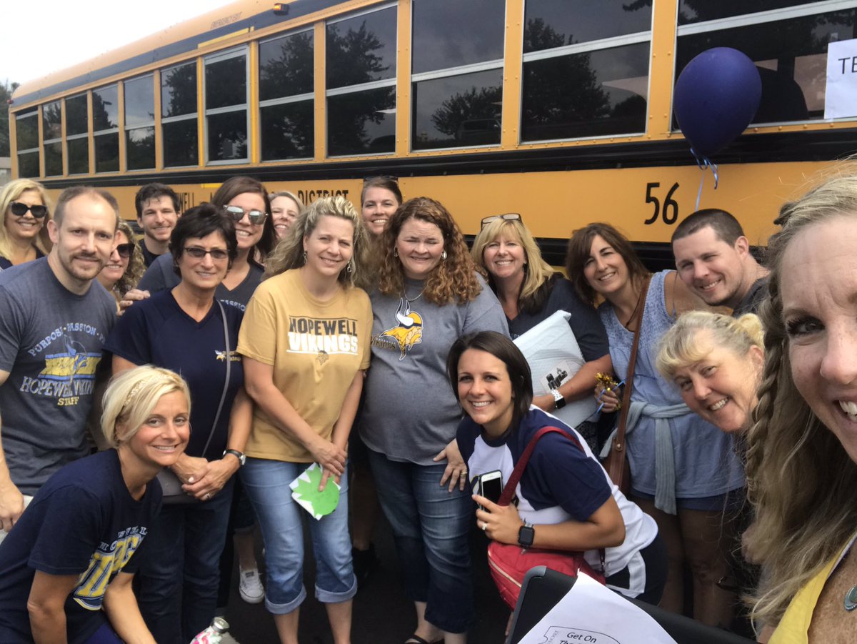 What a fun morning!! TEAM 5 Energy Bus SPREADING Viking Pride LOVE!!!! Thanks Team 5 bus driver for safely driving our energy!!