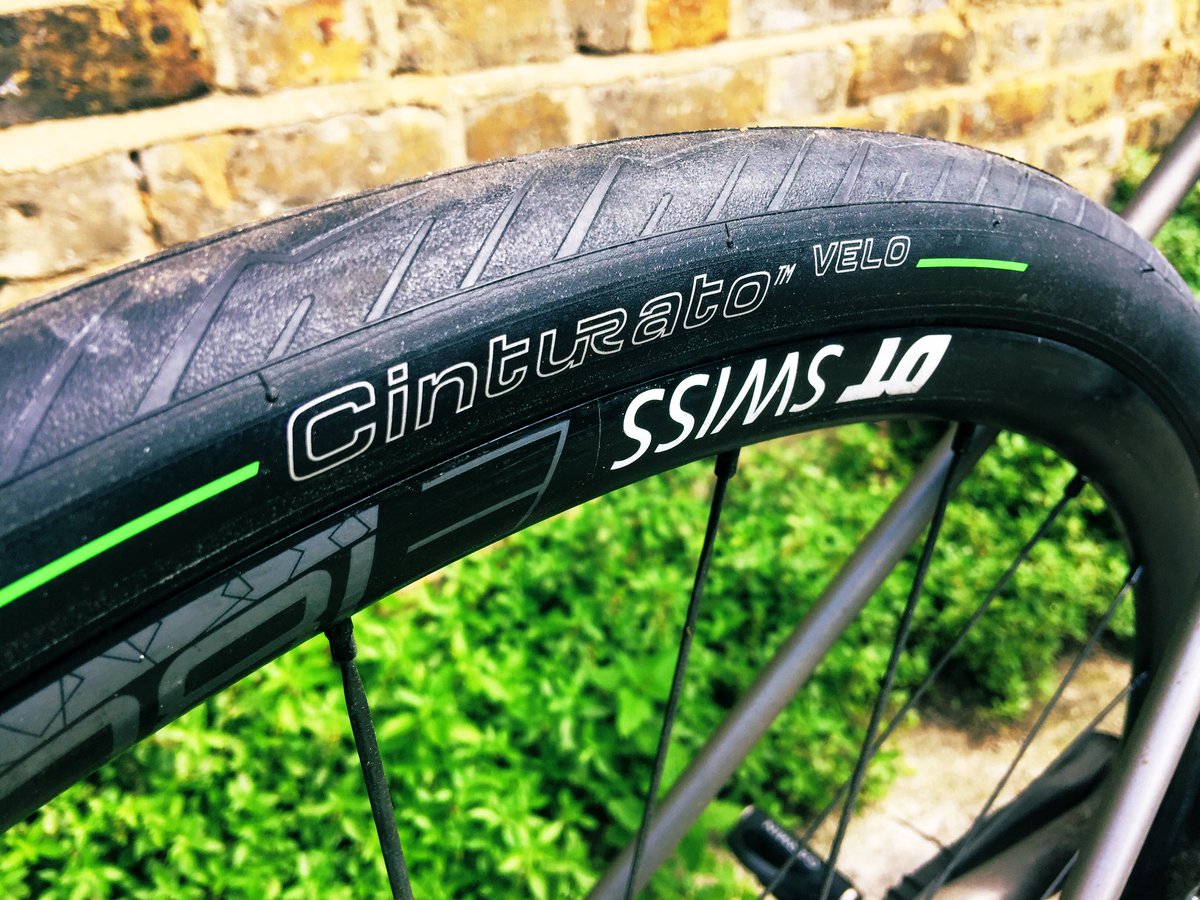 Greenwich_CW's tweet photo. Tired of tubeless tyres puncturing too easily or wearing out too quickly? This could be the answer. #Cinturato #Velo by #Pirelli - durable and very puncture resistant. Looks good too..!👌 #Greenwich #Cycling #BAAW #Canyon #Garmin #DtSwiss #Di2 #London https://t.co/GdGr48bm4U