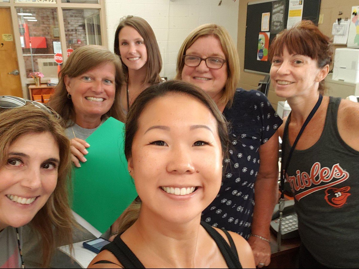 2nd place team! Go Green! #AACPSBack2AWESOME <a href="/AACountySchools/">AACPS</a>