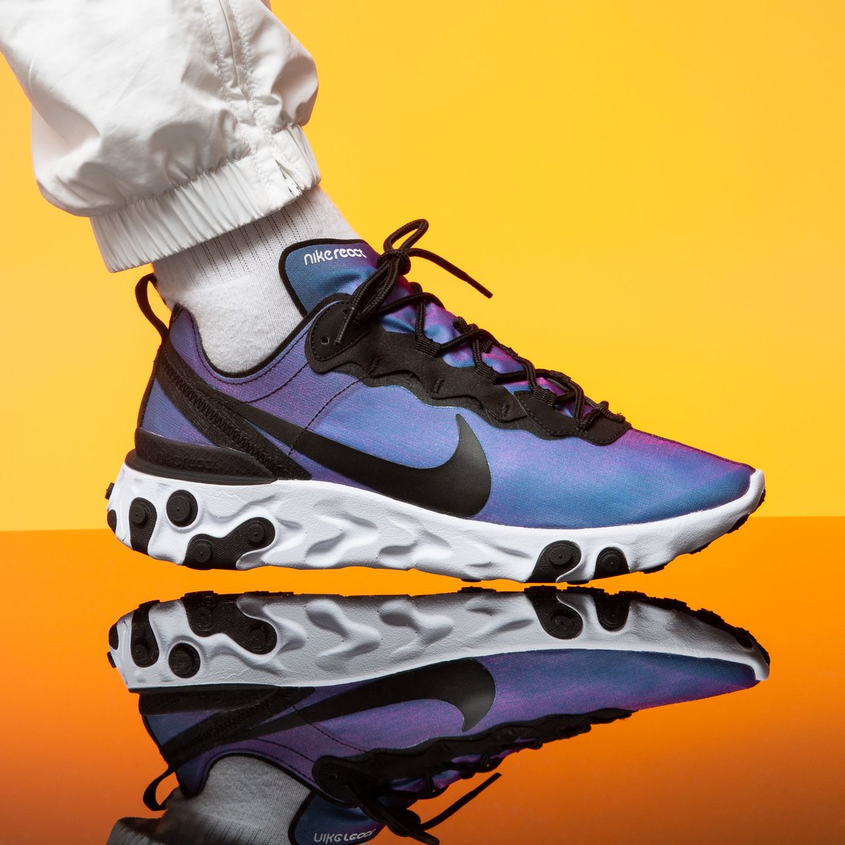 التكيف nike react 50 