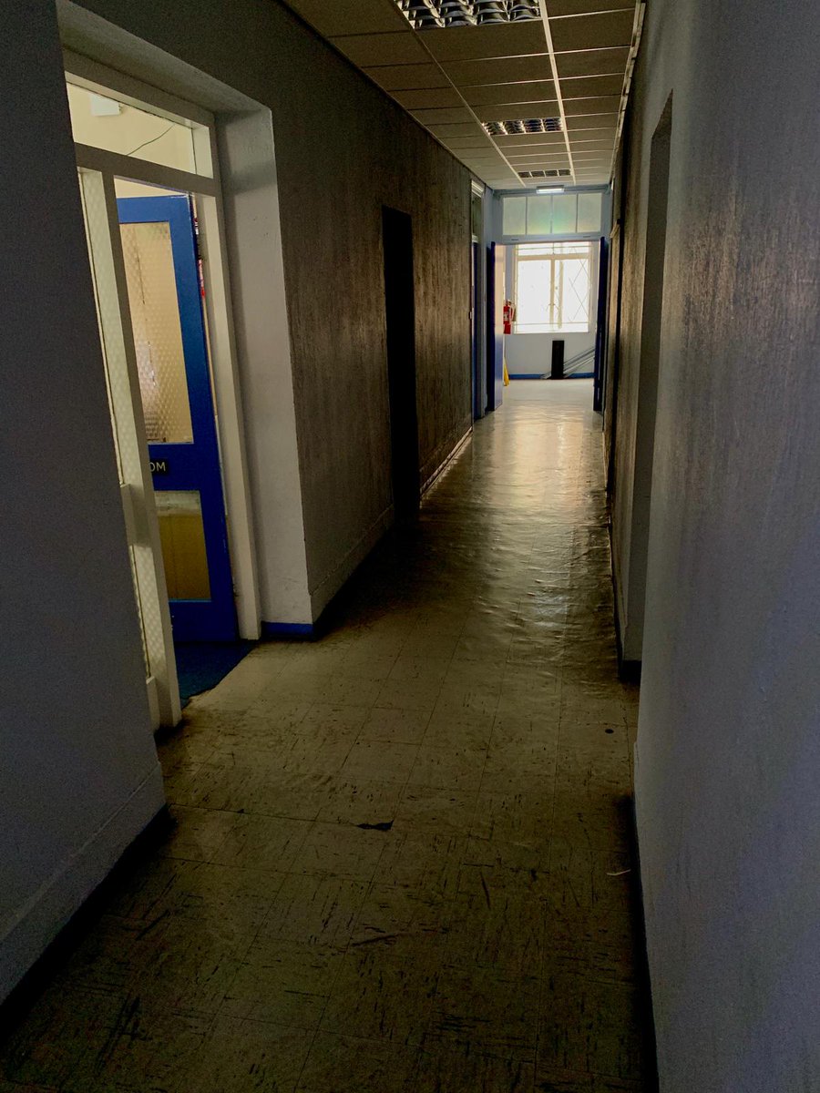 GBCNewsroom's tweet photo. Major power cut affecting most of Gibraltar: GBC has received reports of outages in the South and North Districts, as well as town. https://t.co/ZzRGuO96zR