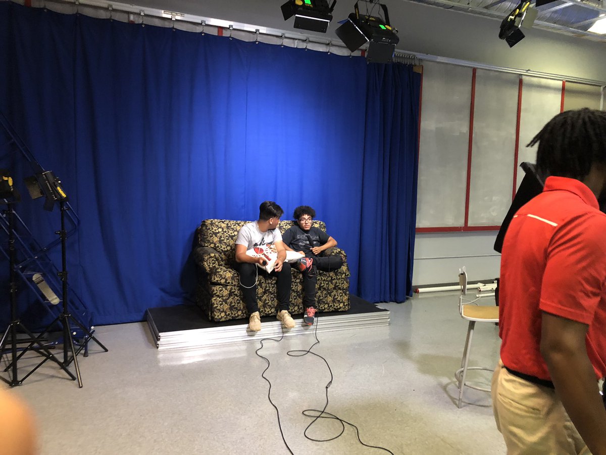 ohswriteitright's tweet photo. Producing and shooting for the first OTV show(Osborne Television) with Mr. Baker. @rlosbornehs #ohsalumni https://t.co/u3nXKq0DYQ