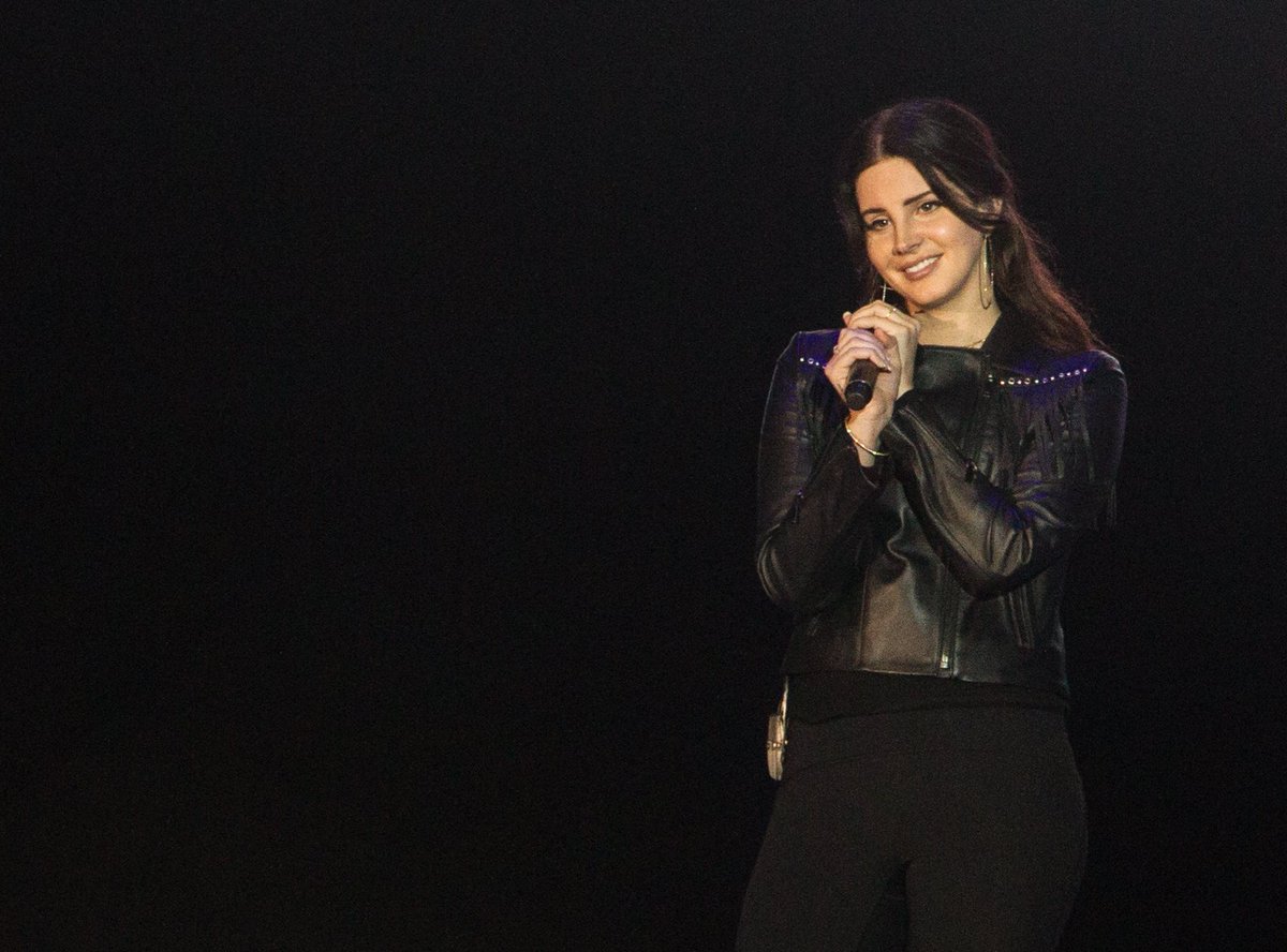 Lana del rey when you cry