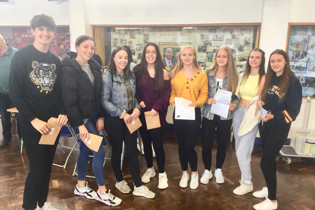 wilmslowcouk's tweet photo. Wilmslow High celebrates strong performance in new 9-1 grade GCSEs https://t.co/1gBcsQ4crO @wilmslowhigh https://t.co/9sdm53nUWP