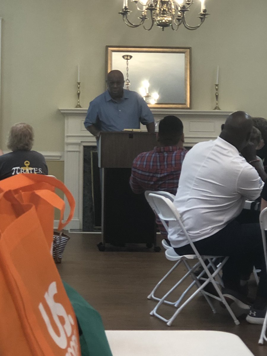 Dr_BrianJohnson's tweet photo. Corinth Holders HS teachers want to say thank you to the Zebulon Chamber  of Commerce for sponsoring our school with a school supply drive. Also, thank you to the Zebulon Mayor and Phil Ford for speaking to all of us. Thank you! @CHHSPirates #RaiseTheFlag #CorinthCrew https://t.co/YTOdkeydQO