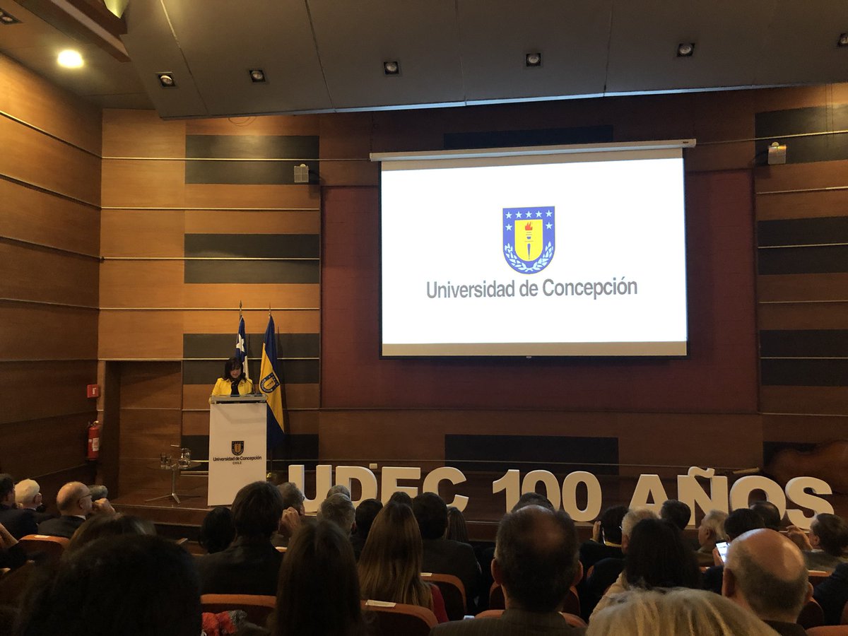 #UdeCensantiago Muy contento de estar presente en la inauguración de la Sede Santiago de la Universidad de Concepción !! - Por el desarrollo libre del espíritu