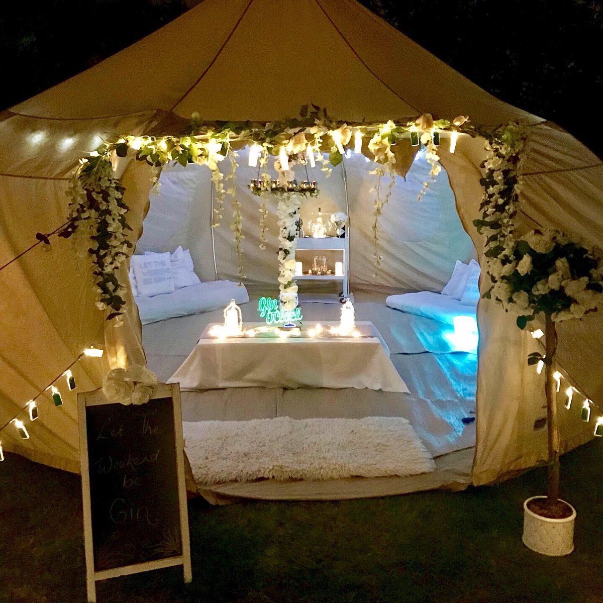 pitchnpartyuk's tweet photo. Our beautiful 5m Gin themed bell tent available to hire at PitchnParty. We can provide personalised gin glasses for your guests upon request. Message us for enquiries #gin #gintent #party #belltent #belltentparty #northwest #liverpool #liverpoolgin #teepee #teepeeparty #summer https://t.co/QS3jekI4mn