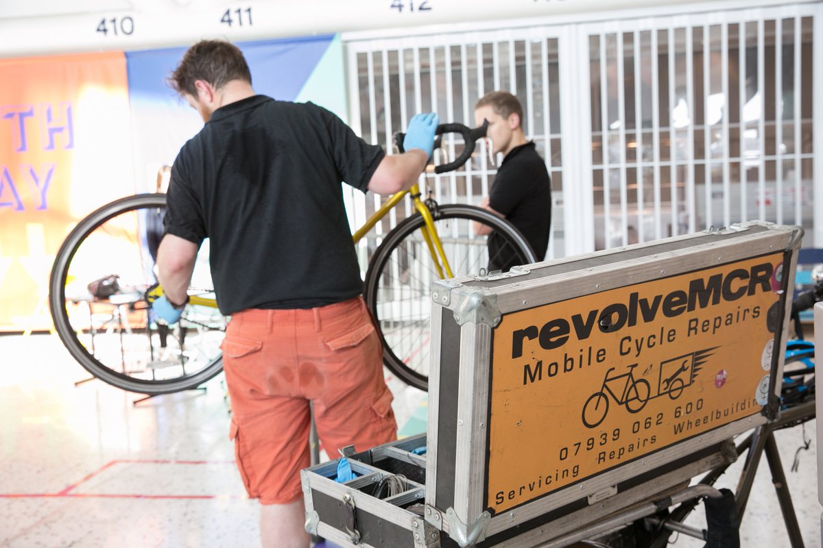 ACMPlatform's tweet photo. Book in now with Dr Bike for your 15 minute free cycle check on Tuesday 3rd September! DM for more details. #cyclesurgery @AirportCityUK https://t.co/91uvkgDAtV