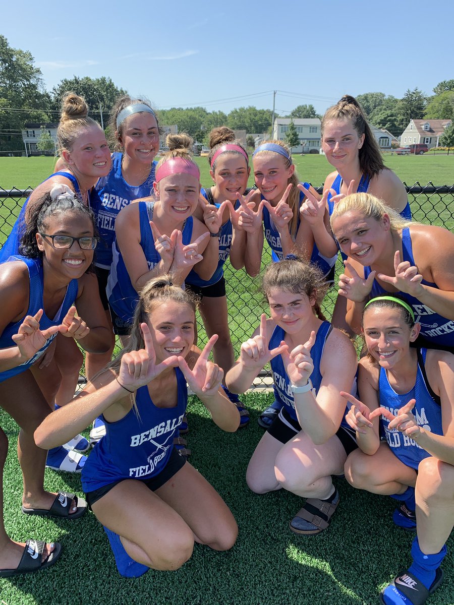Jordan_BHS's tweet photo. Great first win for @Bhs_Fockey !! Goals by Taylor, Emily L., Kaylee Jackson and Angie Lee 🏑🦉 https://t.co/75672LPOxr