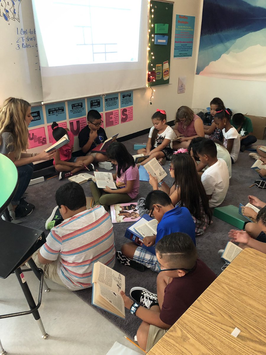 Tracee_Gonzales's tweet photo. When kids are already engaged in fabulous writing and a great chapter book, Matilda, you know itβs going to be a great year!!! So #patlanproud of these @PatlanES students and teachers. @lindajguz #seguinreads #seguinwrites #TeamSeguin https://t.co/my1TFB8FHN