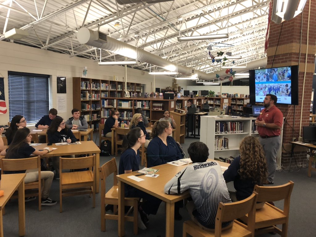 BryantAcademies's tweet photo. Class of 2020 learning about everything the University of South Alabama offers! #LearningLeading @almabryanths @MobilePublicSch https://t.co/gMWo0mEBFl