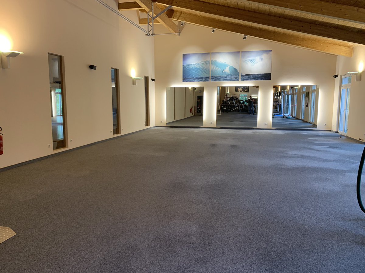 stefan_schwartz's tweet photo. Before@After Pic training floor transformation @CoreHandF @NautilusEquip #Inspiration #Strength https://t.co/pbIY0zpcfQ